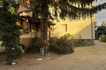 Glückspilz gesucht – 3-Fam.-Haus in guter Lage, 04910 Elsterwerda, Mehrfamilienhaus