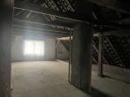 Ehemaliger Bauernhof mit oder ohne landwirtschaftliche Flächen - Dachboden Wohnhaus
